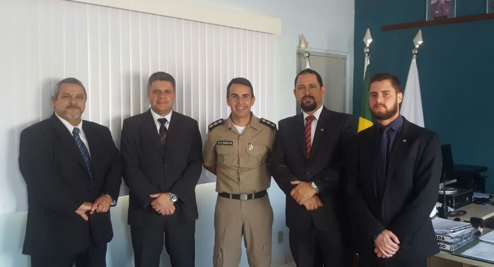 VISITA INSTITUCIONAL COMANDANTE PMMG.