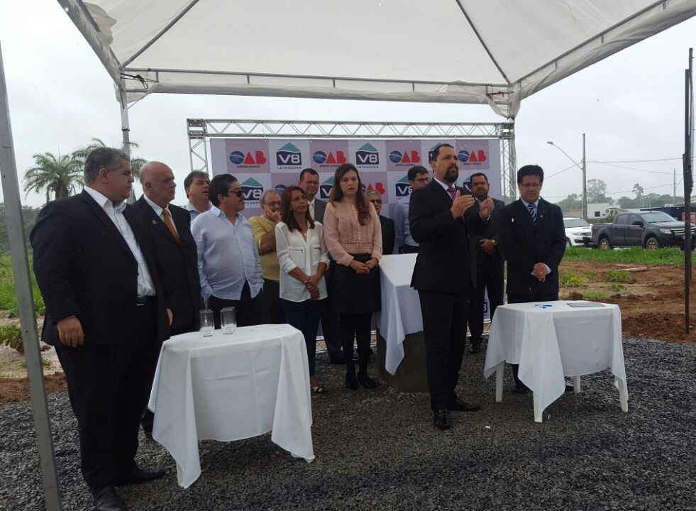 LANÇAMENTO DA PEDRA FUNDAMENTAL PARA A CONSTRUÇÃO DA SEDE DE LAGOA DA PRATA.