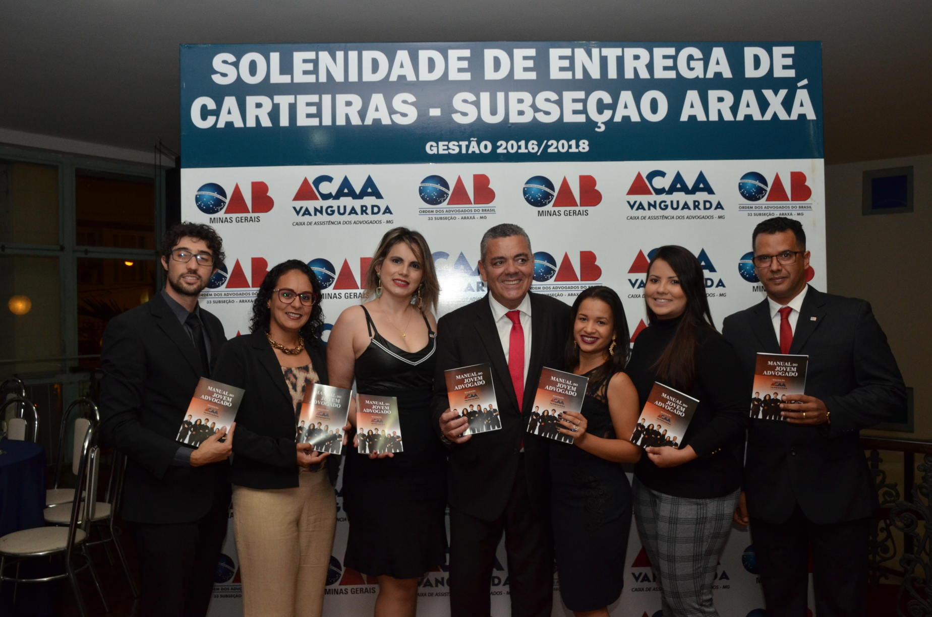 Lançamento da Cartilha do Manual Jovem Advogado da  33 ª Subseção da OAB/MG é realizado com sucesso