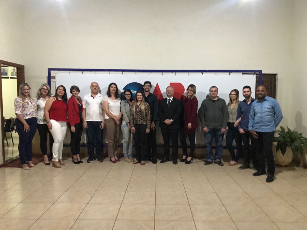 SOLENIDADE DE ENTREGA DE CARTEIRAS DE UBERLÂNDIA