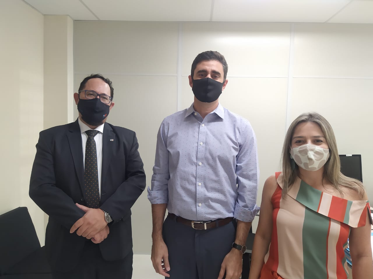 VISITA INSTITUCIONAL AO JUIZ DA 2ª VARA CRIMINAL DA INFÂNCIA E DA JUVENTUDE
