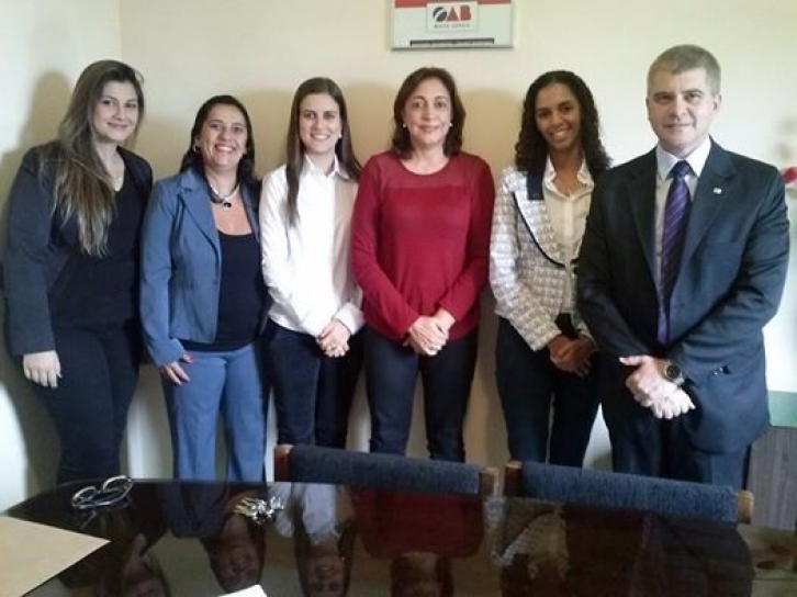 OAB Araxá assina convênio com a FAMA - Fundação de Assistência à Mulher Araxaense
